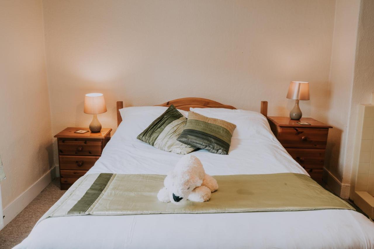 The White Bear Bed and Breakfast Devizes Εξωτερικό φωτογραφία