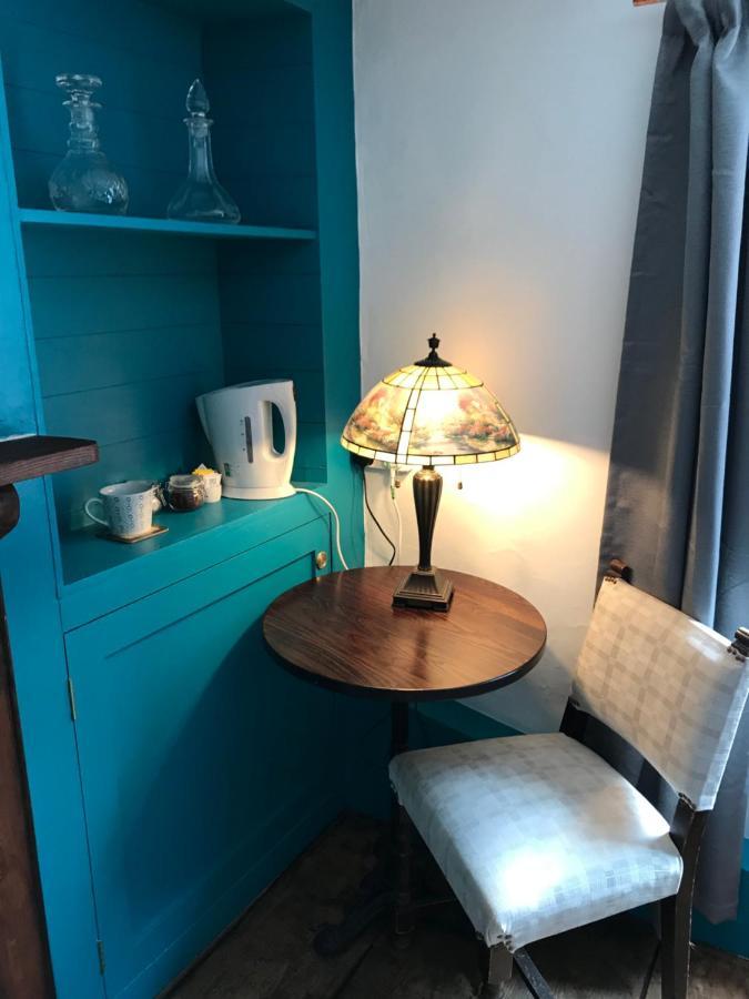 The White Bear Bed and Breakfast Devizes Εξωτερικό φωτογραφία