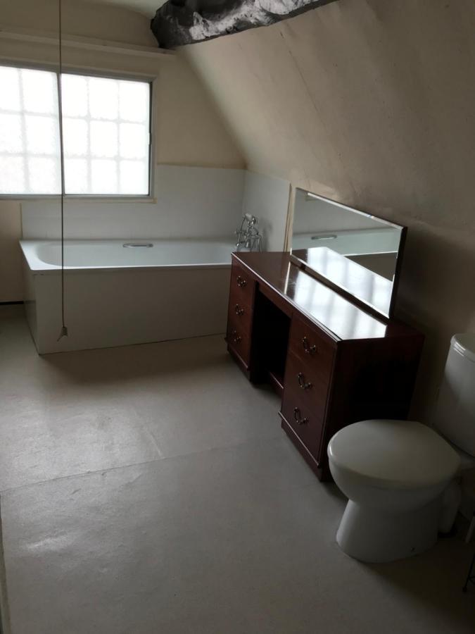 The White Bear Bed and Breakfast Devizes Εξωτερικό φωτογραφία